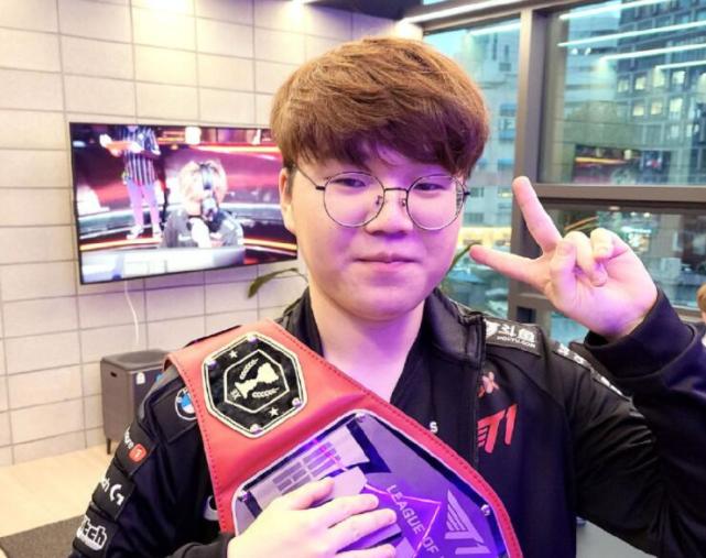 出四川队目 出四川队目