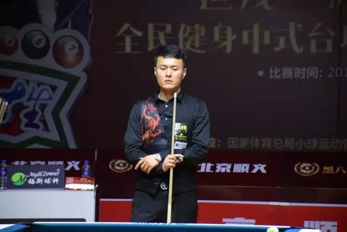 境中讨论球 境中讨论球